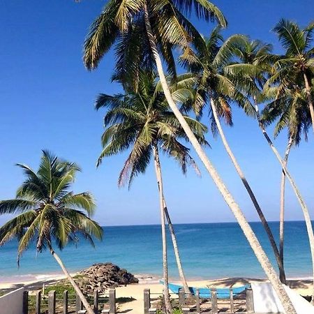 Rainbow Beach Hotel ฮิกคาดูวา ภายนอก รูปภาพ