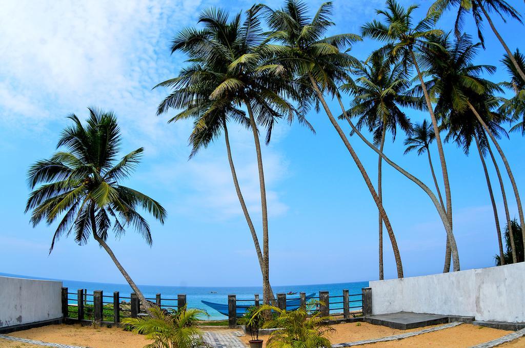 Rainbow Beach Hotel ฮิกคาดูวา ภายนอก รูปภาพ