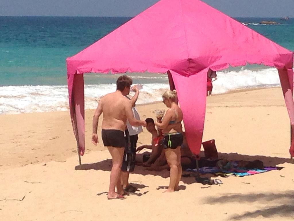 Rainbow Beach Hotel ฮิกคาดูวา ภายนอก รูปภาพ